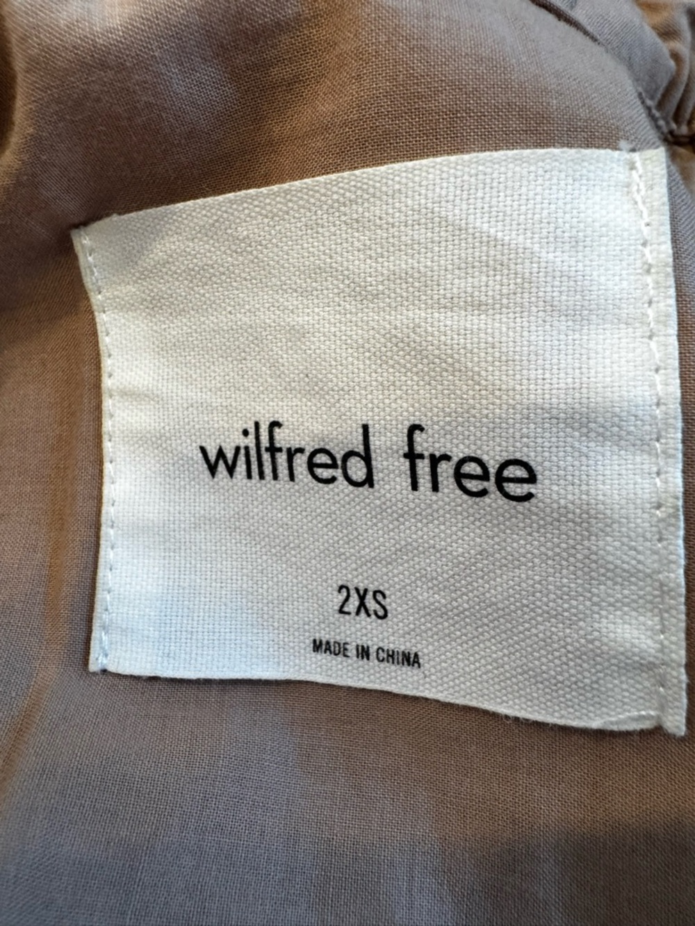 Aritzia Wilfred Free The Ganna Shirt Jacket. XXS - Picture 8 of 10